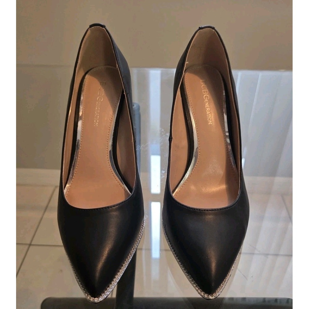 BCBGeneration Hallix Black Silver Trim Pointed Toe Pump Workwear Heel 8.5